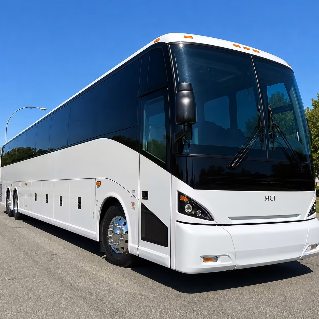 make your group s dtw arrival stress free with a private airport shuttle