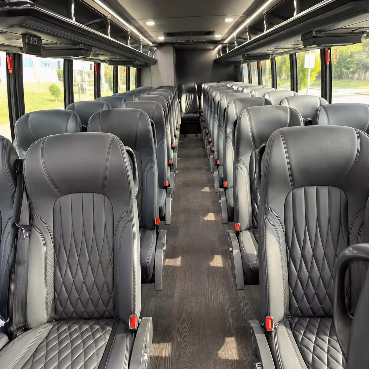 taylor 30 passenger minibus rental